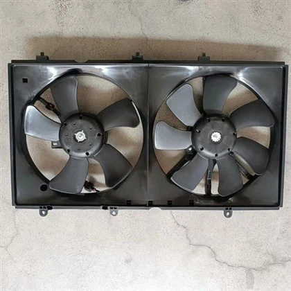ریڈی ایٹر/کولنگ فین اسمبلی برائے مٹسوبشی لانسر 2003-2007 OEM:MI3115119,MR312899,MR314718,MR464708۔ MR968365,M993933